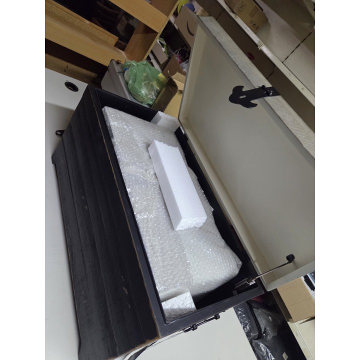 Set rustičnih drvenih škrinja (2 kom) – dekorativne kutije za odlaganje, drvo jele