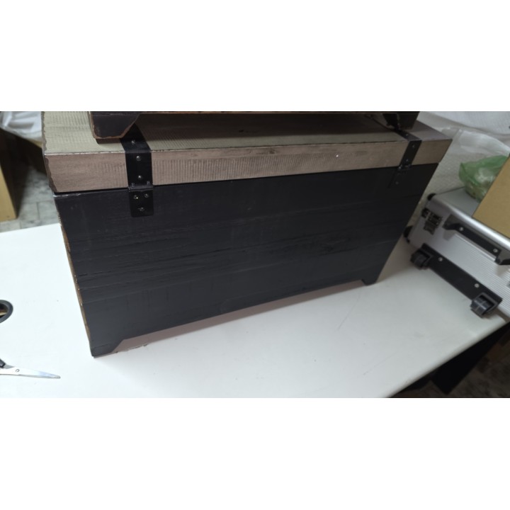 Set rustičnih drvenih škrinja (2 kom) – dekorativne kutije za odlaganje, drvo jele