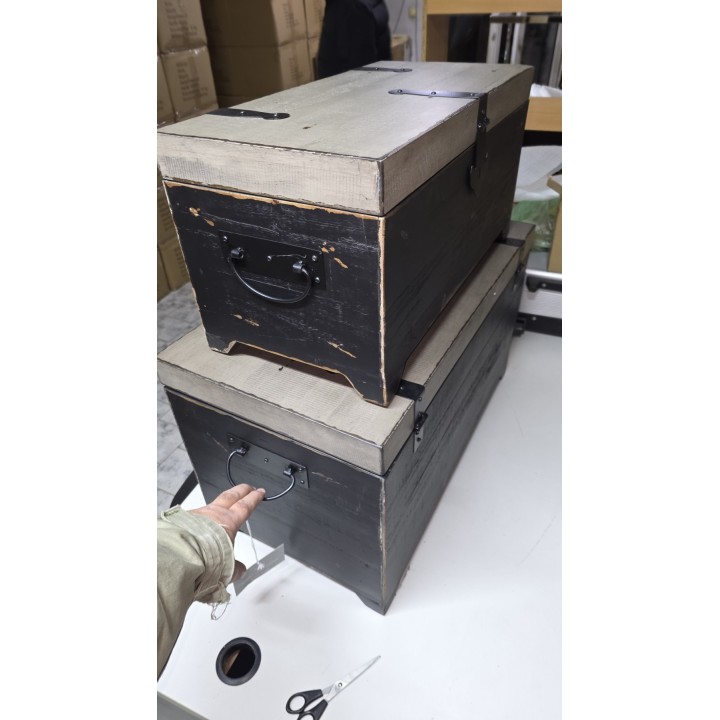 Set rustičnih drvenih škrinja (2 kom) – dekorativne kutije za odlaganje, drvo jele