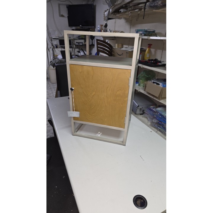 Industrijski noćni stočić / ormarić sa vratima – metal i drvo 44 × 37 × 76 cm