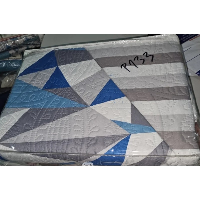 Prekrivač 220x240, 2xjastučnica 65x65, poliester, geo P133 Prekrivač 220x240, 2xjastučnica 65x65, poliester, geo P133
