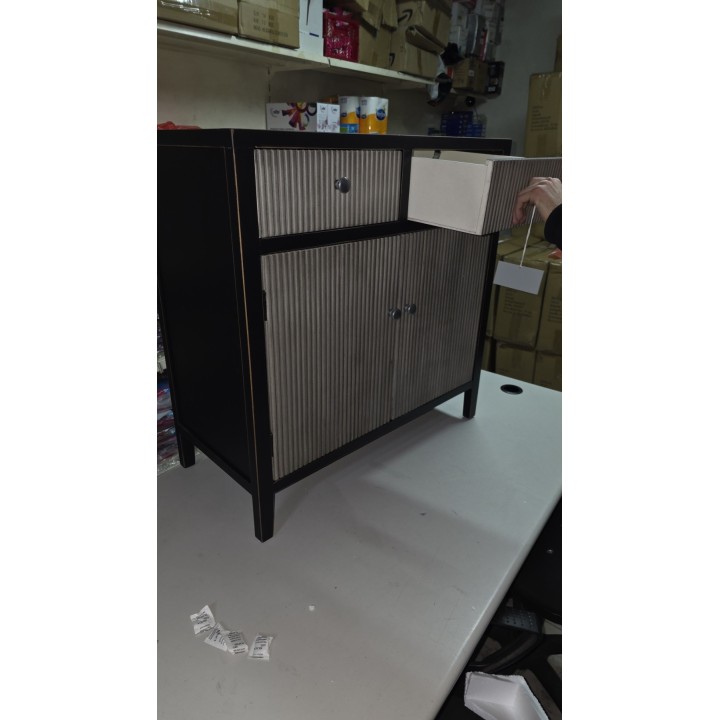 Komoda sa vratima i fiokama 76x36x75.5 cm – Drvena komoda moderan dizajn