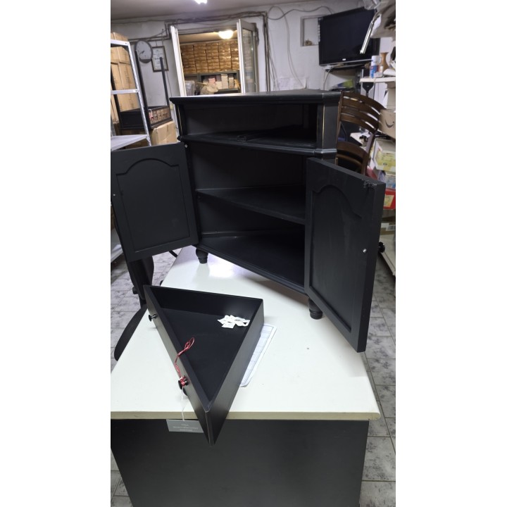 Crna ugaona komoda od drveta – klasični stil 80.5x43.5x76.5 cm