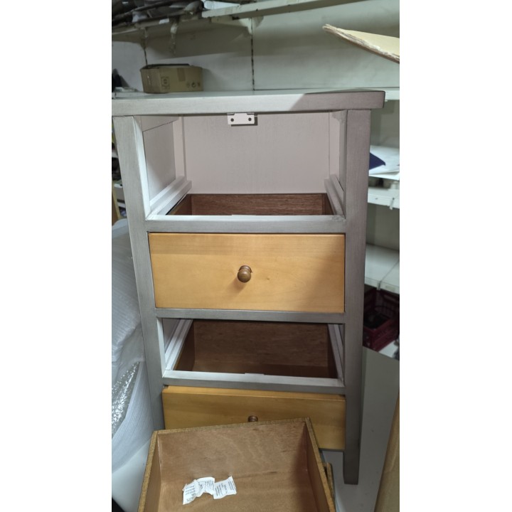 Komoda sa 4 fioke 45x25x79 cm – Drvo malezijske topole i MDF, siva