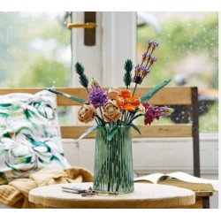 ukrasni buket Longing for Life Flower Bouquet kockice