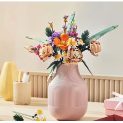 ukrasni buket Longing for Life Flower Bouquet kockice