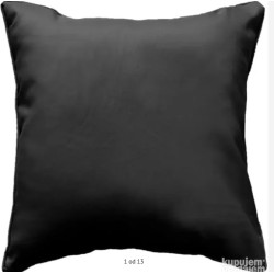 Douceur d'Interieur set od 2 ukrasna jastuka 40x40cm, crna
