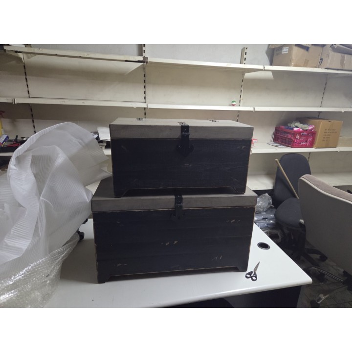 Set rustičnih drvenih škrinja (2 kom) – dekorativne kutije za odlaganje, drvo jele